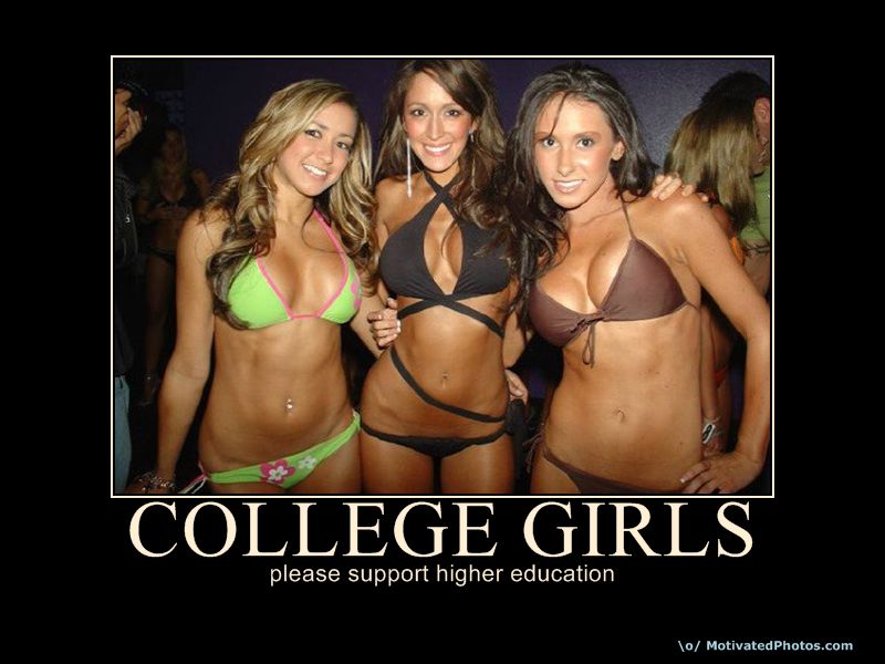 633883333254336035-collegegirls.jpg