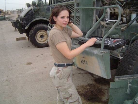girls-in-army-08.jpg