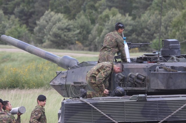 nimh-beeldbank.defensie.nl