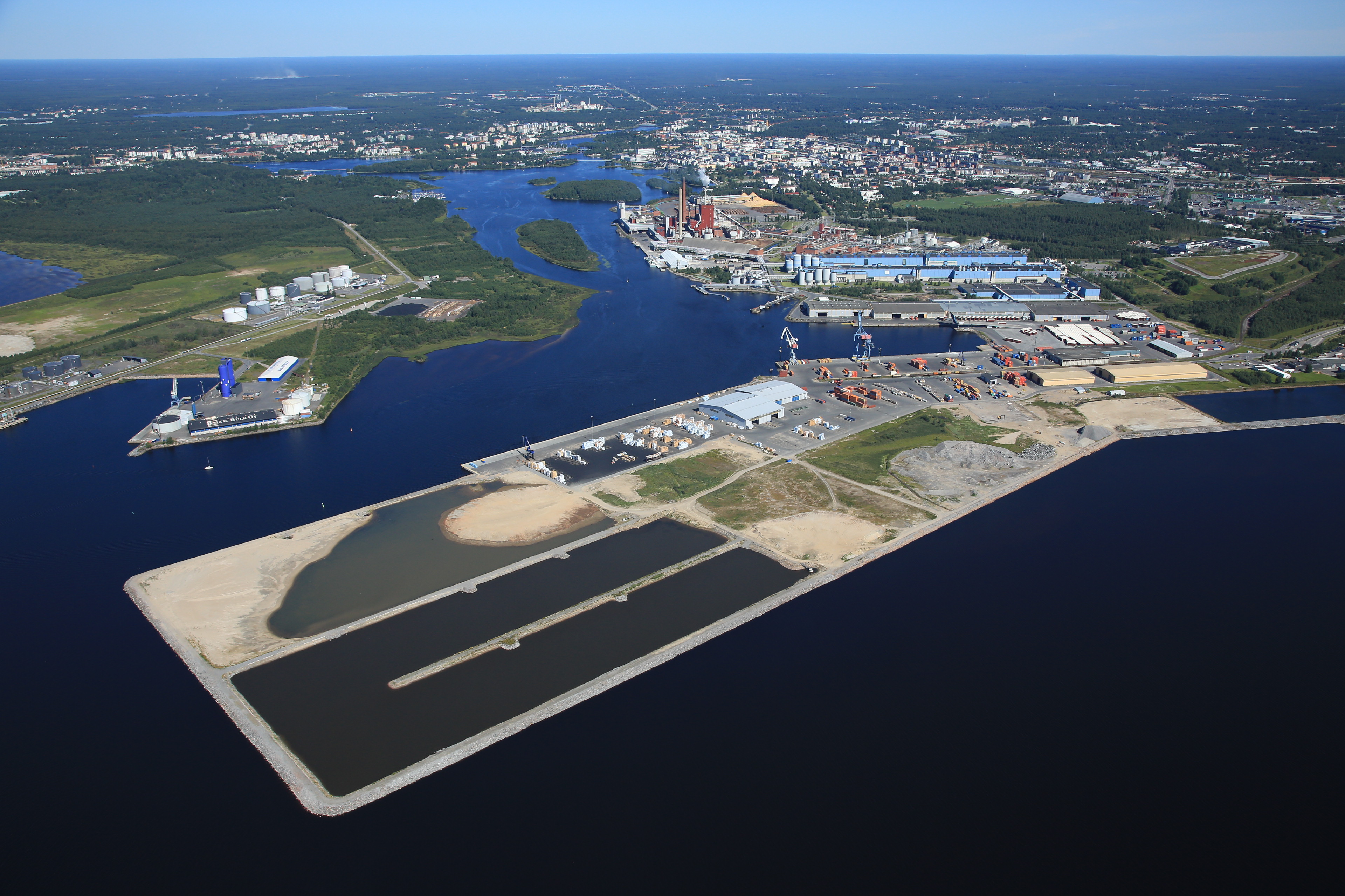 oulun-satama-ilmakuva-16a39-224.jpg