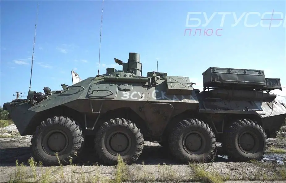 Ukrainian_army_captured_Russian_1V1003_artillery_command_and_observation_vehicle_925_001.jpg