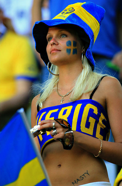 swedish_girls_3_by_tronador.jpg