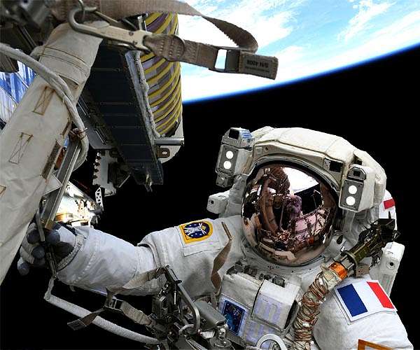 www.spacedaily.com