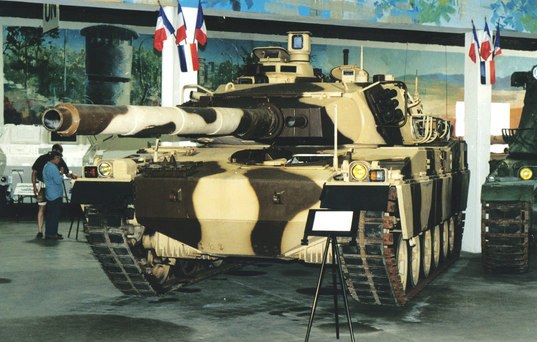 AMX40-2.jpg