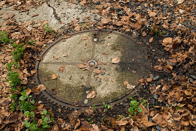 640px-Trichtersperre_Haselbach-0291.jpg