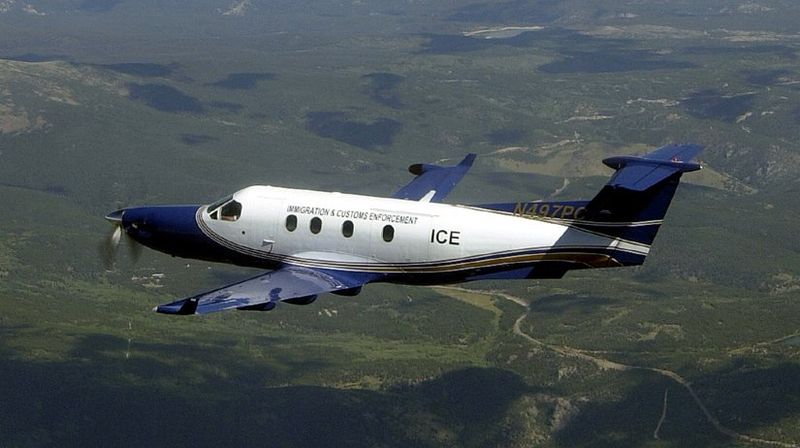 800px-US_Immigration_and_Customs_Enforcement_aircraft.jpg