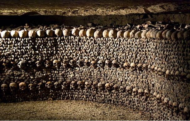 historic-underground-catacombs-paris.jpg