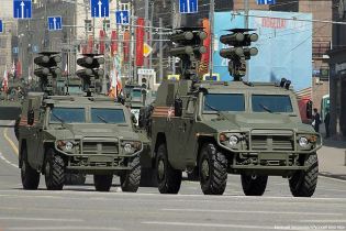 Tigr-M_Tigr_Kornet-D_Kornet-EM_4x4_anti-tank_missile_carrier_armoured_vehicle_Russia_russian_army_front_side_view_002.jpg