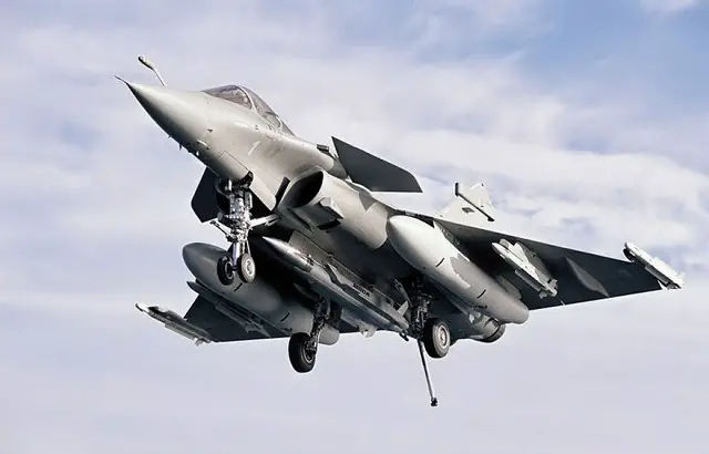 Rafale_M_ASMP-A-nuclear_missile_French_Navy_Marine_Nationale.jpg
