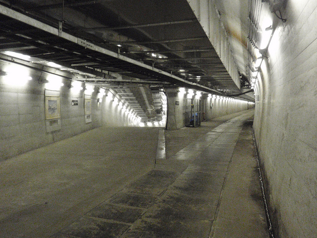 side-tunnels.jpg