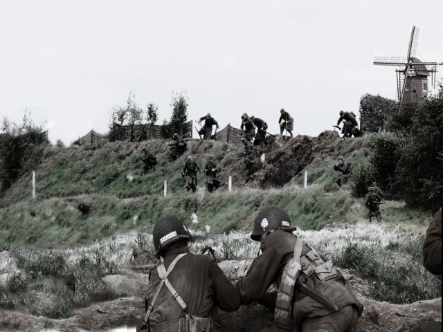 Band_of_Brothers_Assault Band_of_Brothers_Assault