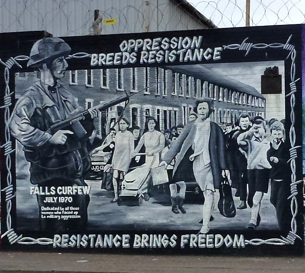 belfast+mural+resistance+breeds+freedom,+womens+march.jpg