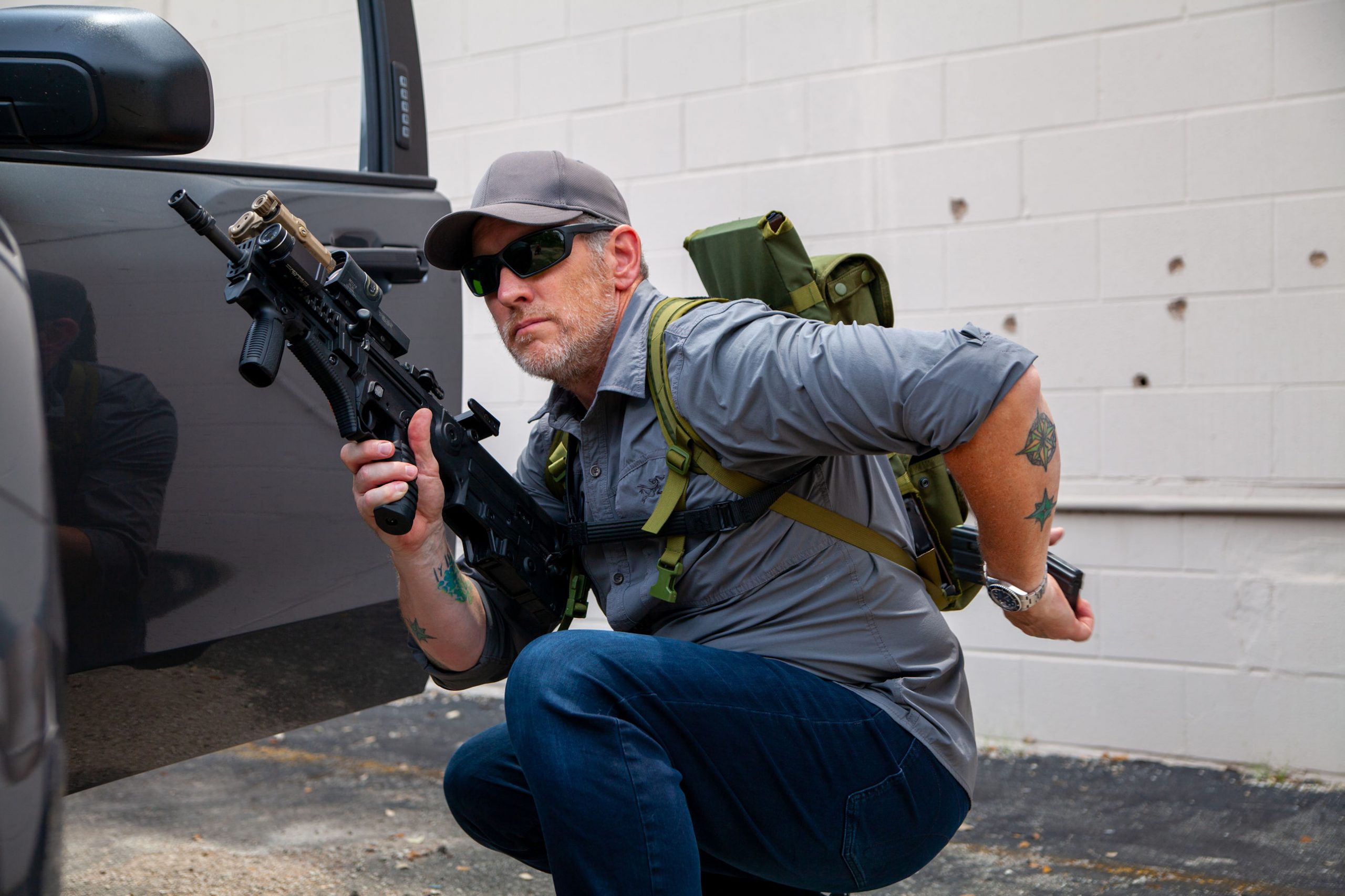 AmmoBack-Ammo-Back-Pistol-or-Rifle-Magazine-Dispenser-Combat-Tactical-Backpack-System_Toby-Melville_DefenseReview.com-DR_10-scaled.jpg