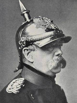 Rautakansleriksi kutsuttu Otto von Bismarck yhdisti Saksan ”raudalla ja verellä”.