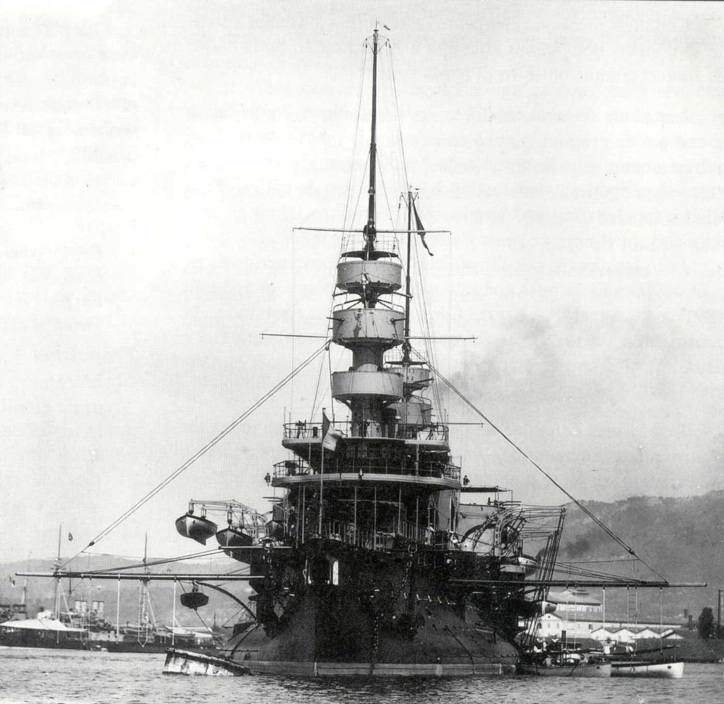 Schlachtschiff-Charles-Martel-1.png