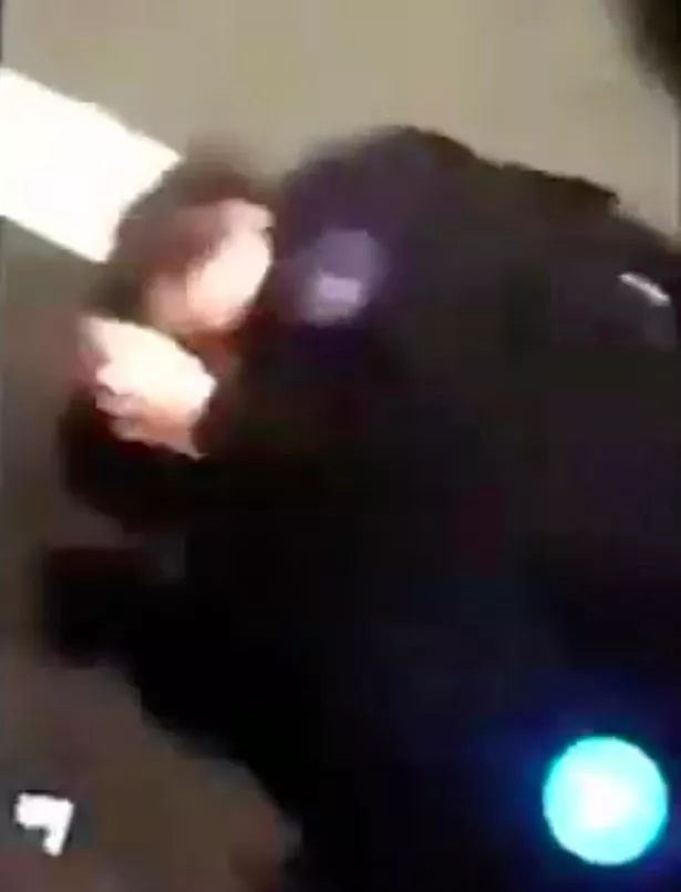 Horrific-assault-on-policewoman-in-Paris-captured-on-video.jpg