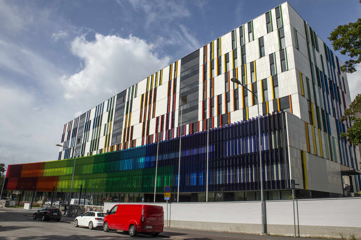 Uusi lastensairaala Helsingissä.  Uusi lastensairaala Helsingissä.