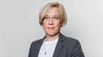 Ylen Nato-kirjeenvaihtaja Maria Stenroos. Ylen Nato-kirjeenvaihtaja Maria Stenroos.