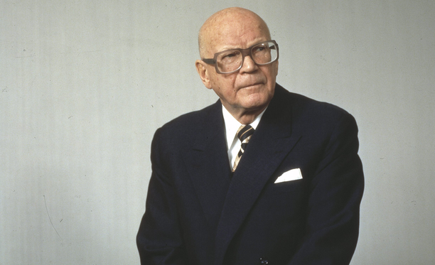 Urho Kaleva Kekkonen toimi Suomen presidenttinä pitkään, vuodesta 1956 aina vuoteen 1982. Urho Kaleva Kekkonen toimi Suomen presidenttinä pitkään, vuodesta 1956 aina vuoteen 1982.