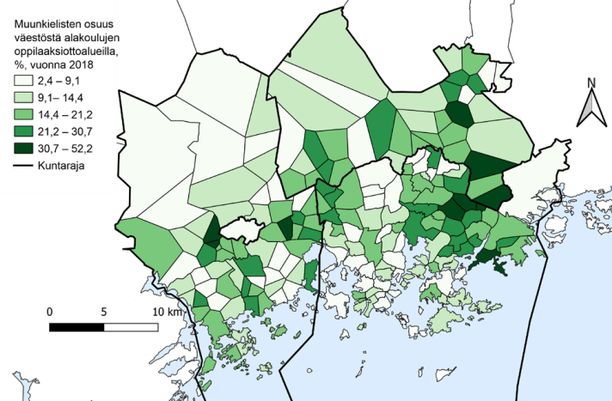 Vieraskielisten eli muun kuin suomen-, ruotsin- tai saamenkielisten osuus koko väestöstä alakoulujen oppilasalueilla tai lähialueilla Espoossa, Helsingissä ja Vantaalla vuonna 2018. Vieraskielisten eli muun kuin suomen-, ruotsin- tai saamenkielisten osuus koko väestöstä alakoulujen oppilasalueilla tai lähialueilla Espoossa, Helsingissä ja Vantaalla vuonna 2018.