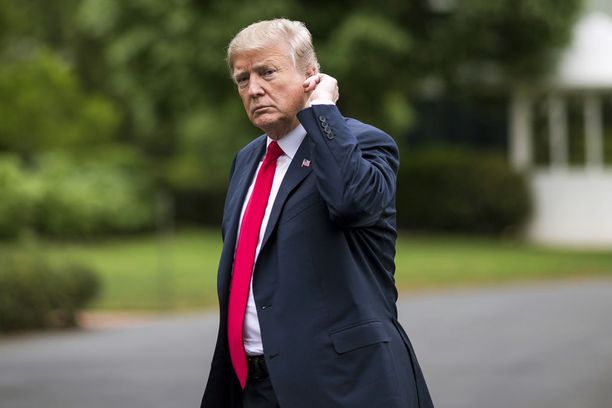 0983f8fd83d127cb63e8d2a4553cc7624e197a7b180a26ca578a1c5bfce0ff27.jpg