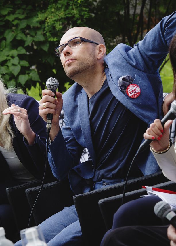 Oikeusneuvos Jussi Tapani kuvattuna vuonna 2015. Oikeusneuvos Jussi Tapani kuvattuna vuonna 2015.