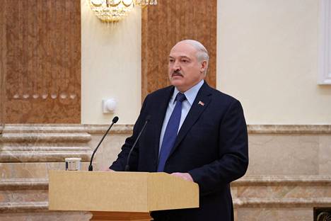 Valko-Venäjän presidentti Aljaksandr Lukashenka on pysynyt vallassa pitkälti Venäjän tuen ja voimakkaan sortokoneiston ansiosta.