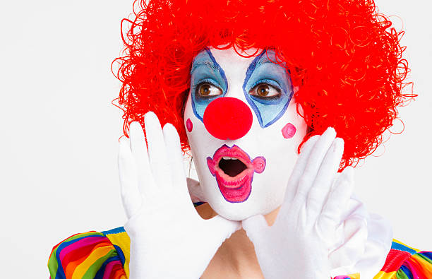 clown-yelling-extreme-close-up-bright-beautiful-female-performer-picture-id186921455
