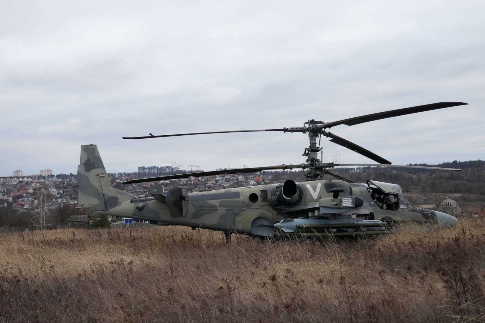 russian-helicopter-ap-rc-220224_1645717486618_hpEmbed_sl_3x2_1600.jpg