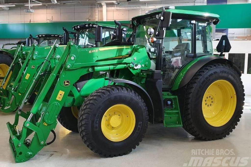 john-deere-traktori-j,hmoy-925-8768-1_1.jpg