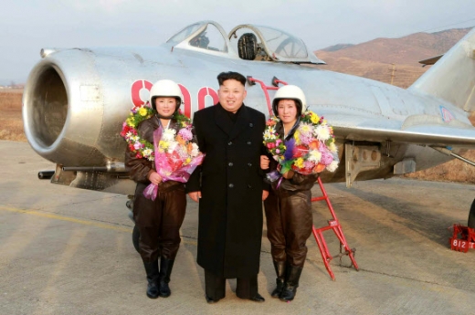 Kim-Jong-Un-female-fighter-pilots.jpeg