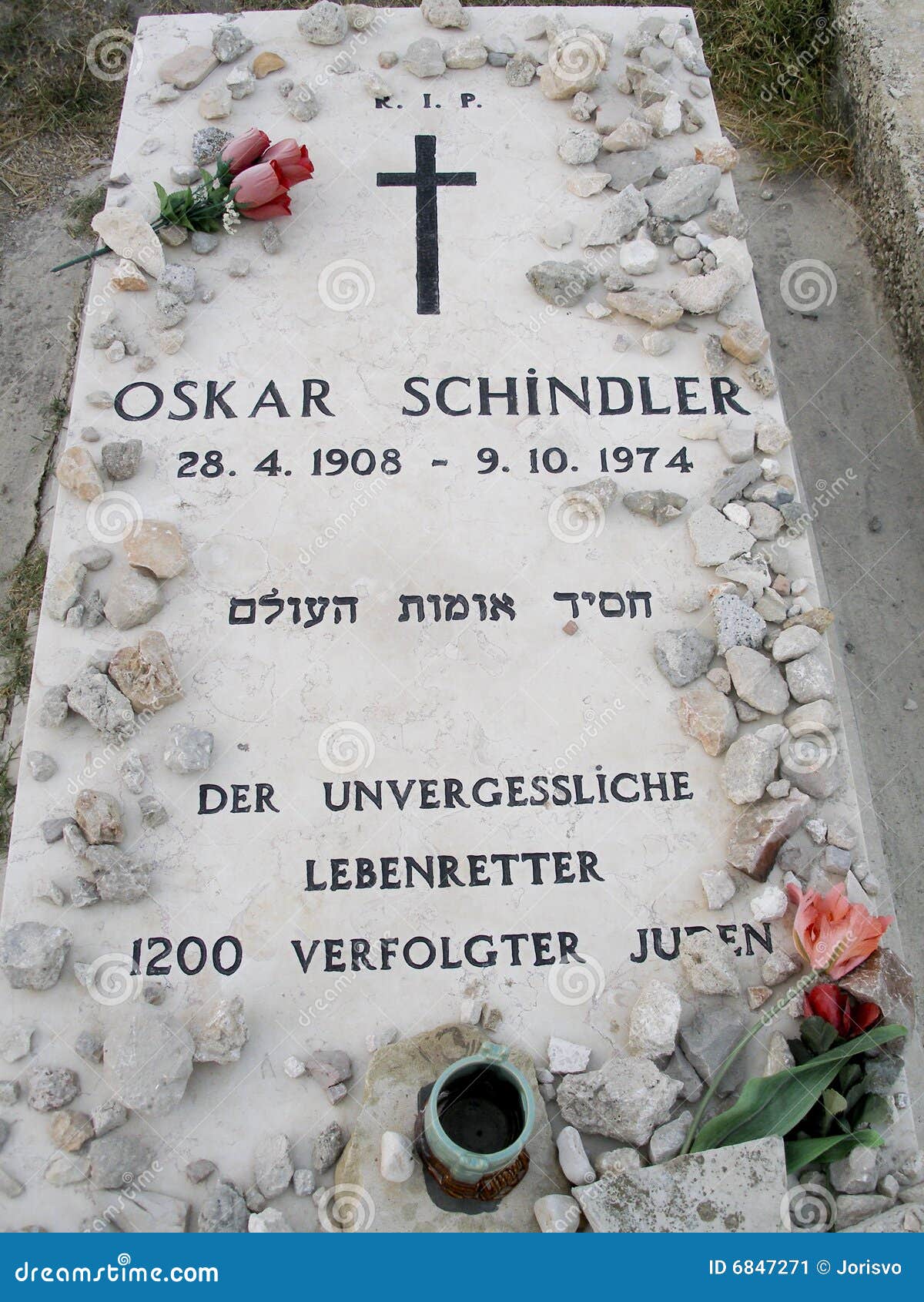 gravestonejerusalem-oskar-schindler-6847271.jpg