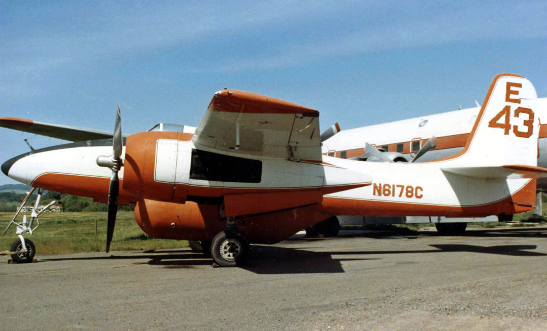 Grumman_F7F-3N_Tigercat_Sis-Q_Santa_Rosa_CA_29.03.88_edited-2.jpg