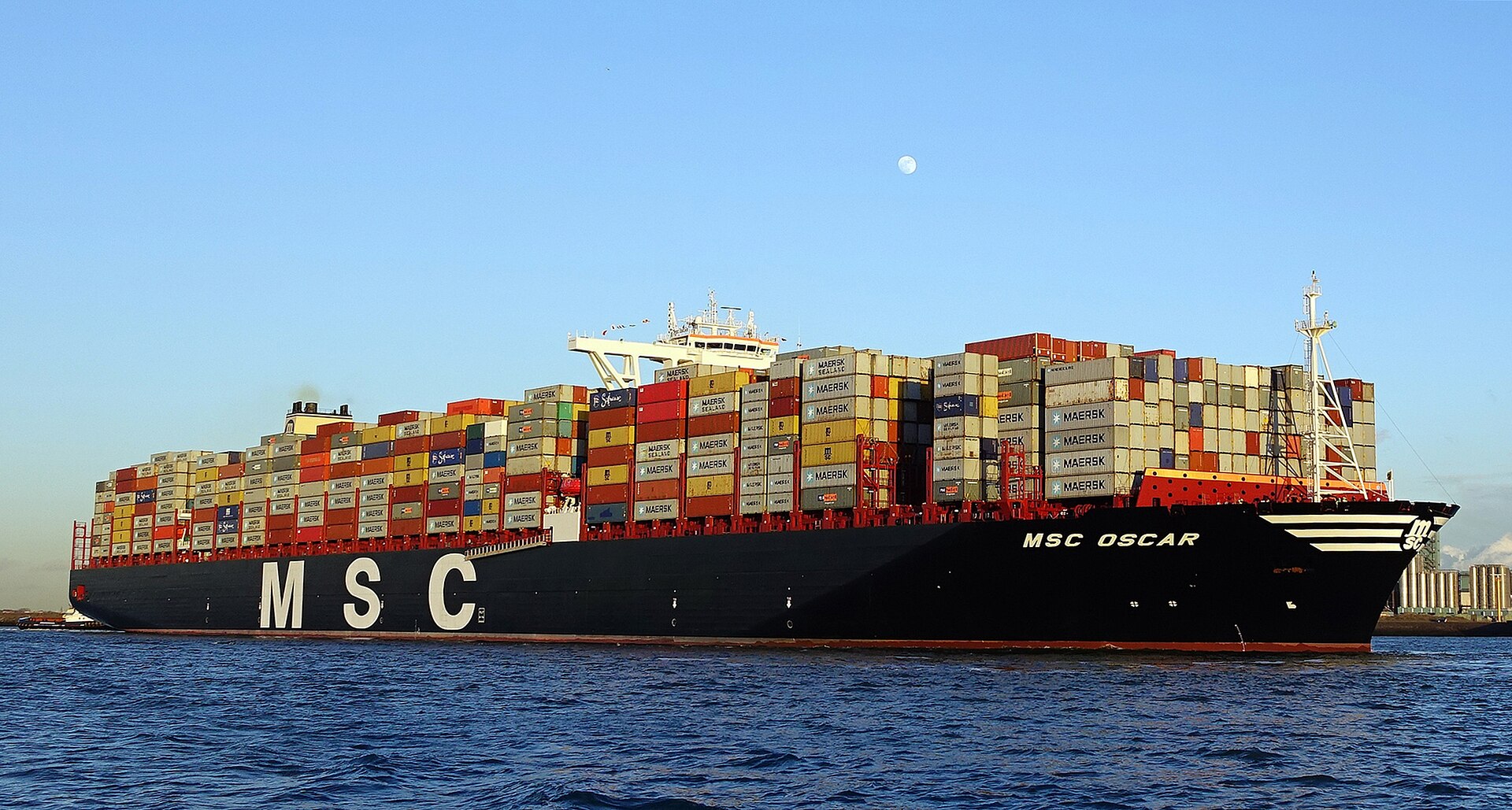 1920px-MSC_Oscar_%28ship%2C_2014%29_002.jpg
