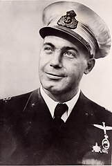 162px-Enzo_Grossi%2C_comandante_Barbarigo.jpg