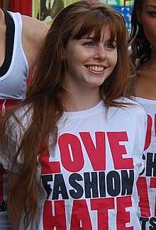 Stacey Dooley at War on Want event (cropped 2).jpg Stacey Dooley at War on Want event (cropped 2).jpg