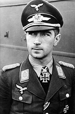 250px-Bundesarchiv_Bild_146-1971-116-29,_Werner_M%C3%B6lders.jpg