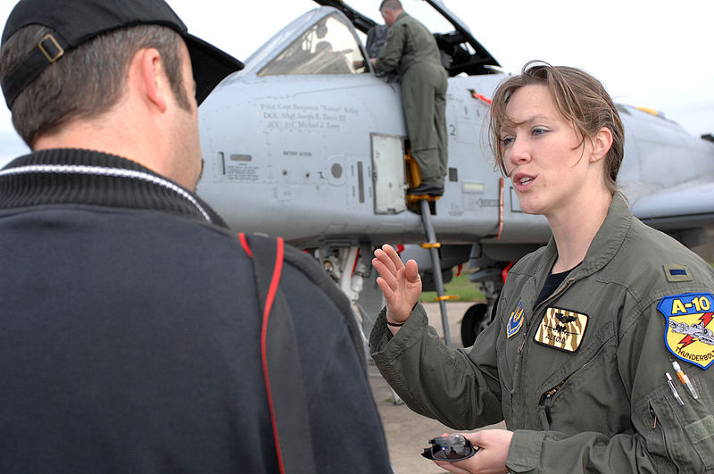 800px-090415-F-9227G-081_1st_Lt._Priscilla_Giddings%2C_USAF_A-10_fighter_pilot.JPG
