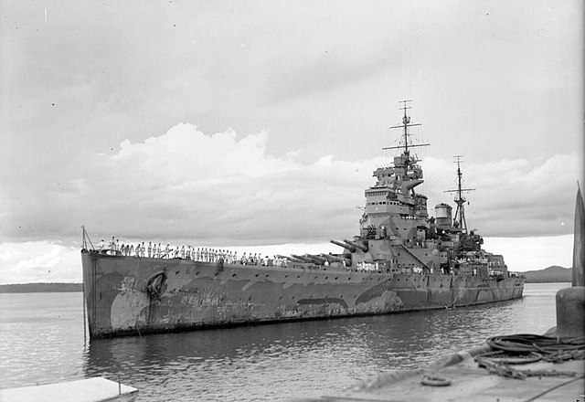 640px-HMS_Prince_Of_Wales_in_Singapore.jpg