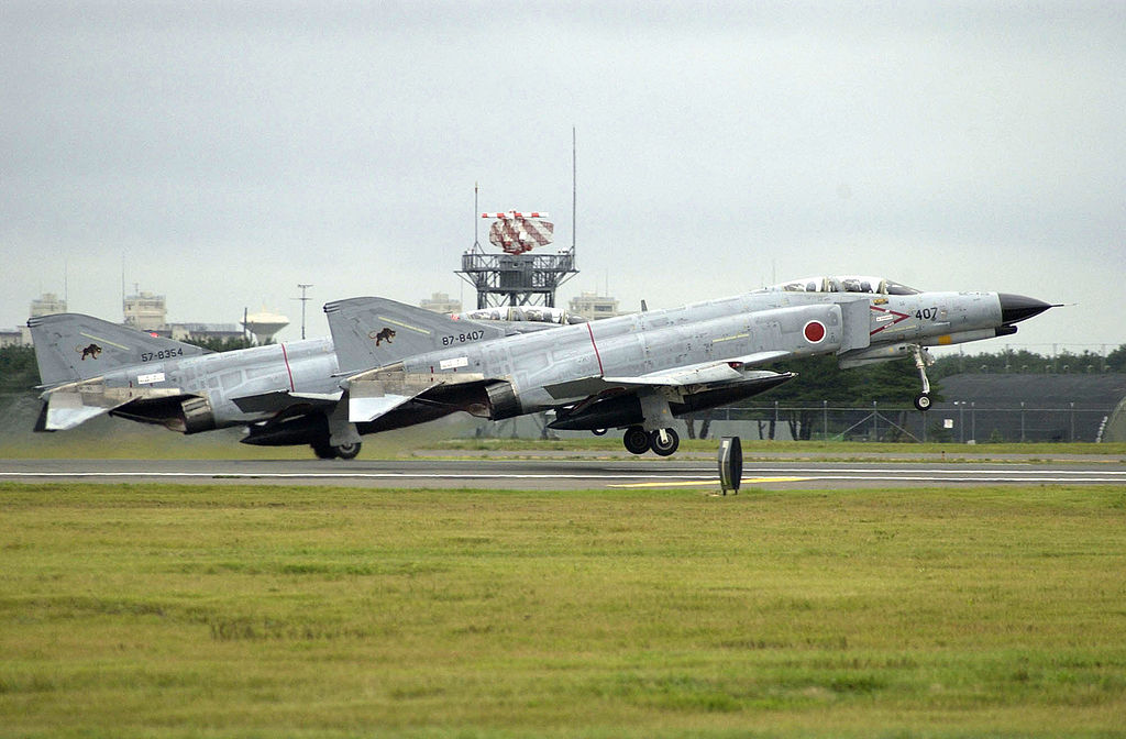 1024px-JASDF_F-4_Phantoms.jpg