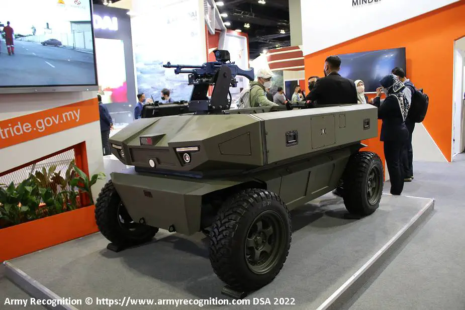 Malaysian_MoD_unveils_new_locally-made_Kawbra_UGV_Unmanned_Ground_Vehicle_925_001.jpg