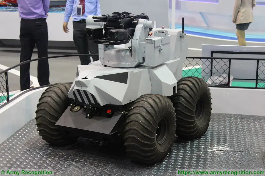 ST_Kinetics_unveils_new_weaponised_Probot_UGV_Unmanned_Ground_Vehicle_925_001.jpg