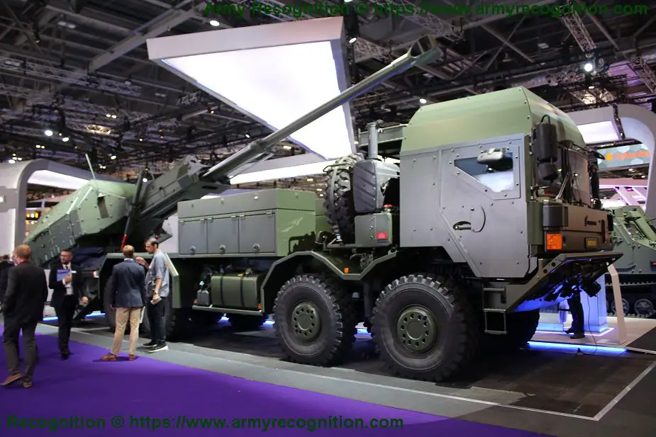 BAE_Systems_new_ARCHER_155mm_self-propelled_howitzer_based_on_8x8_MAN_truck_chassis_DSEI_2019_925_001.jpg