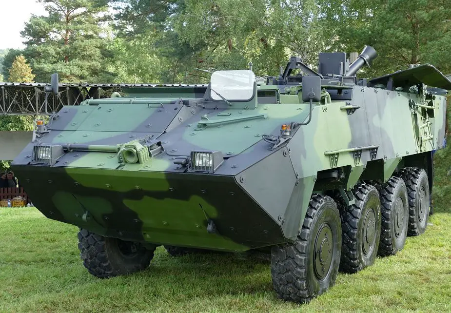 Pandur_II_CZ_8x8_120mm_self-propelled_mortar_carrier_Tatra_Defence_NATO_Days_2017_Czech_Republic_925_001.jpg