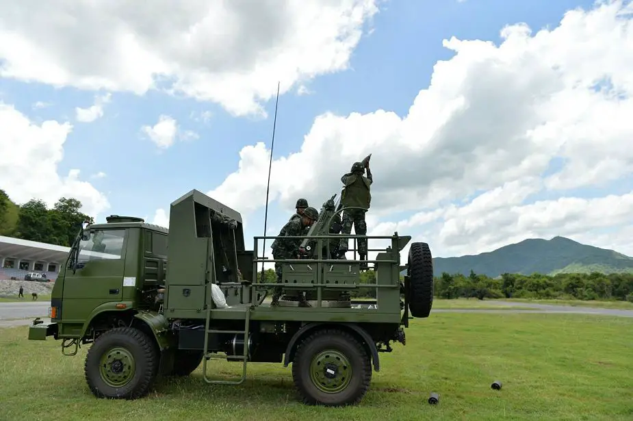 Thai_army_has_performed_firing_tests_with_120mm_ATMM_mortar_system_925_001.jpg