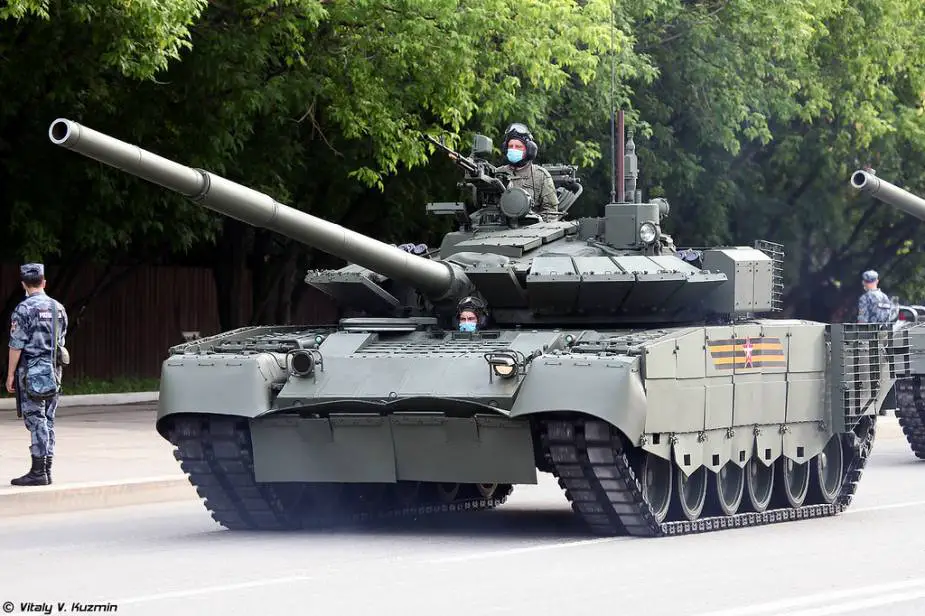 Omsktransmash_of_Rostec_completes_first_annual_delivery_of_T-80BVM_tanks.jpg