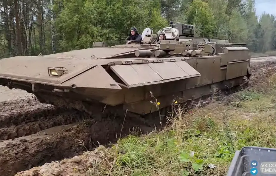 Russia_has_developed_the_BMP-KSH_command_post_tracked_armored_based_on_Armata_platform_925_001.jpg