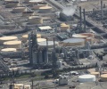 Oil_Natural_Gas_Gasoline_Refinery_aerial2.jpg