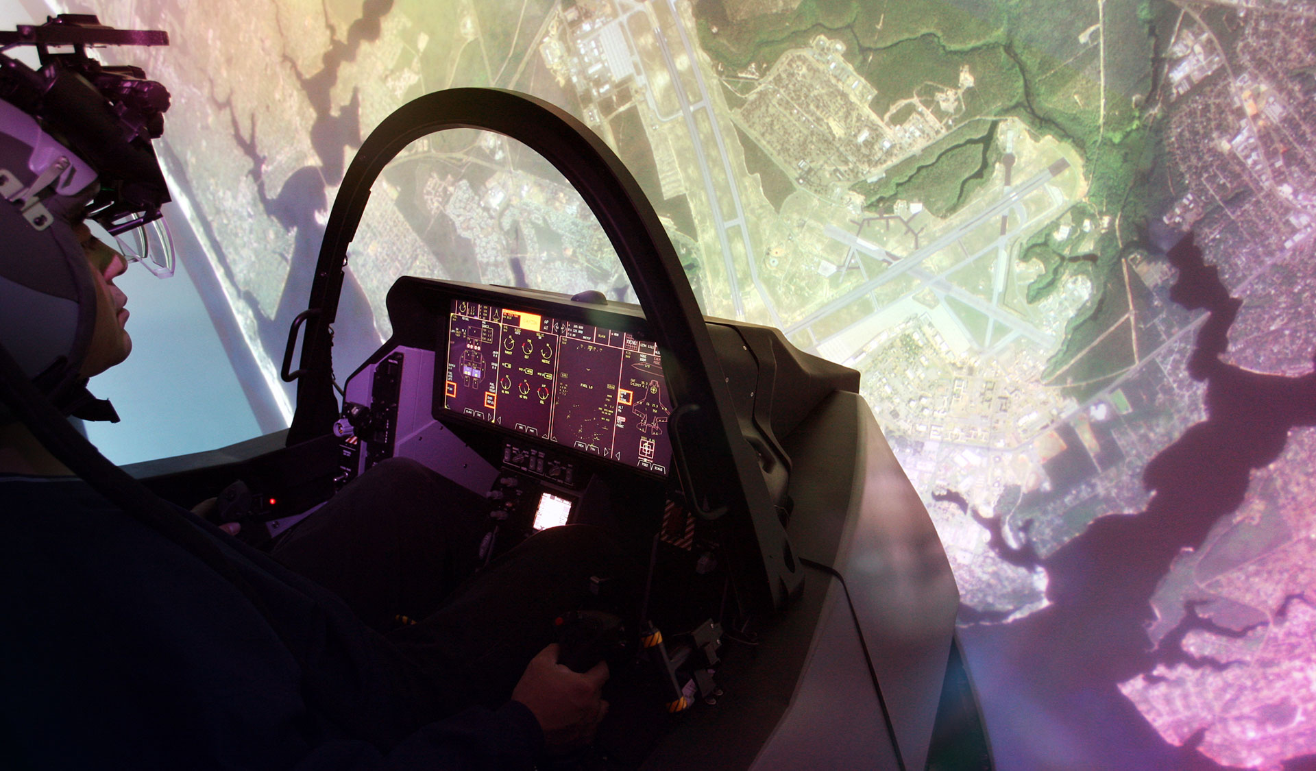 www.lockheedmartin.com