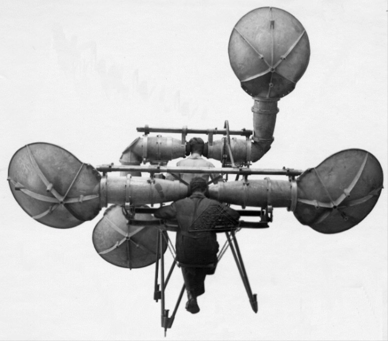 3.-An-early-Goerz-listening-equipment-with-receiving-shells.jpg